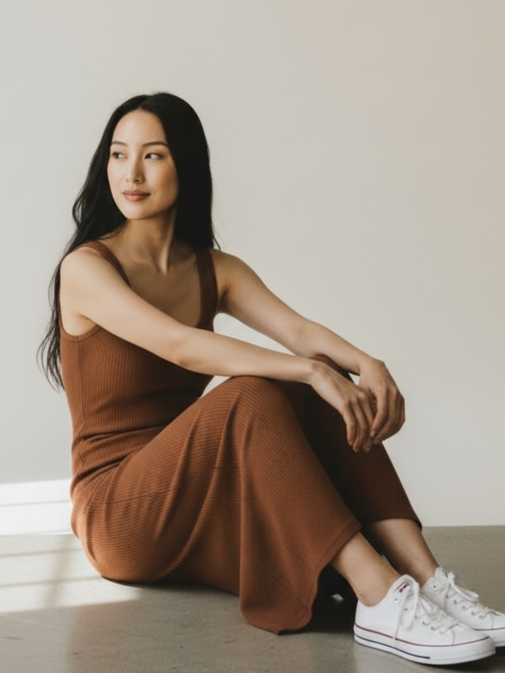 Scoop Neck Ribbed Maxi Dress in Brown